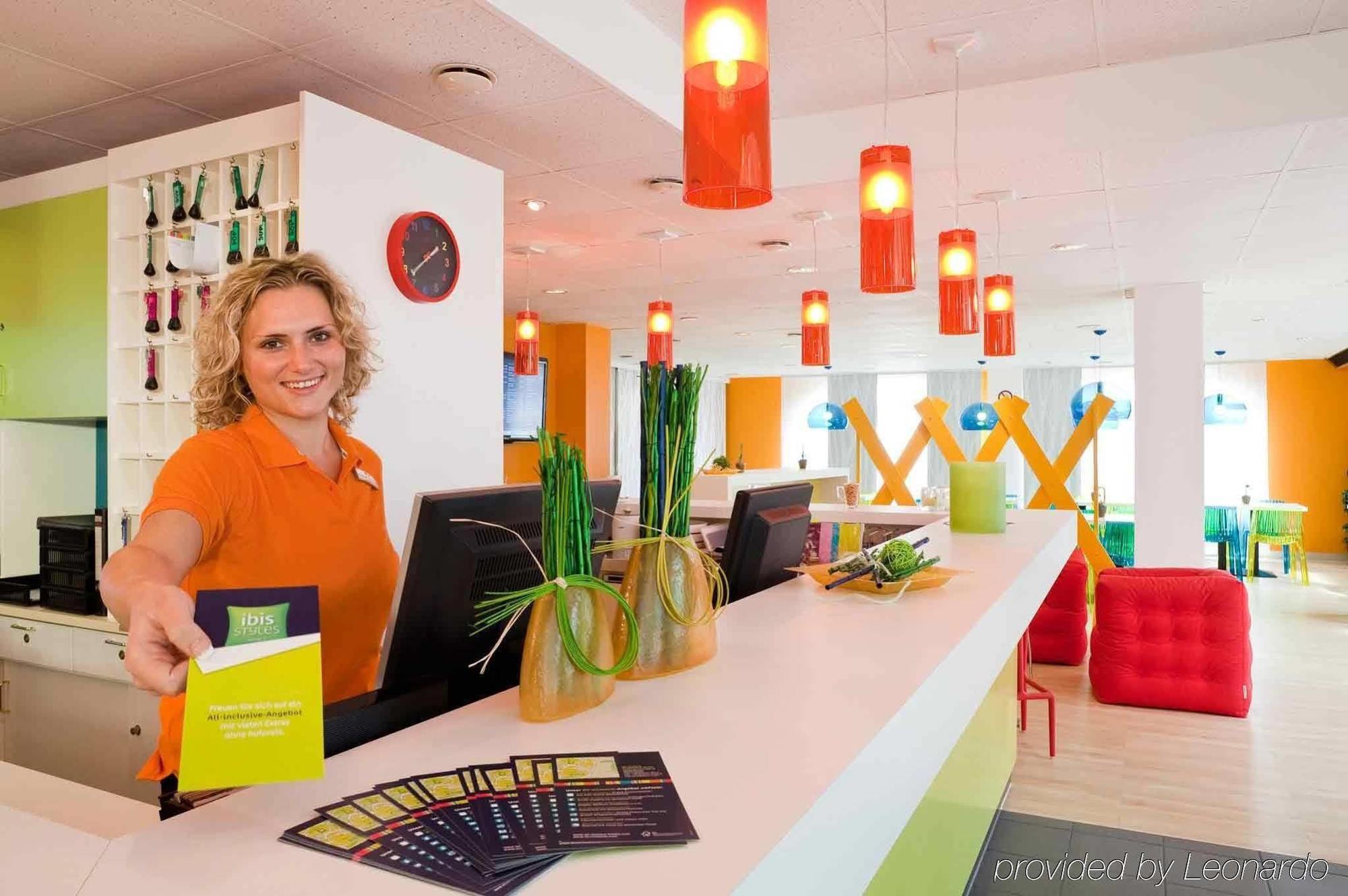 Ibis Styles Duesseldorf-Neuss Hotell Exteriör bild